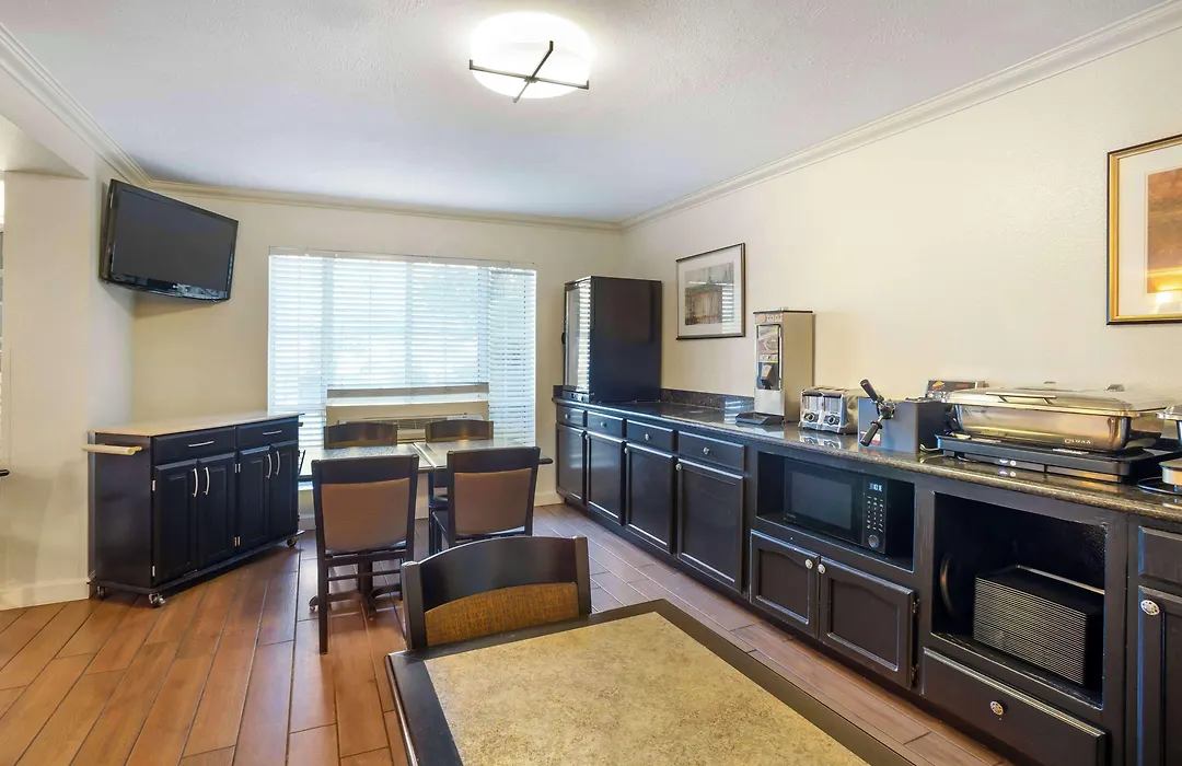 Best Western Clovis Cole-1